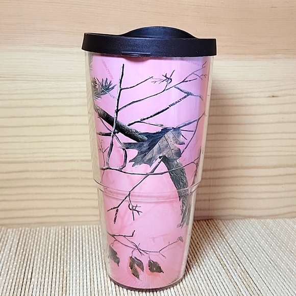 tervis Other - Tervis RealTree 24oz Insulated Tumbler with Closing Lid